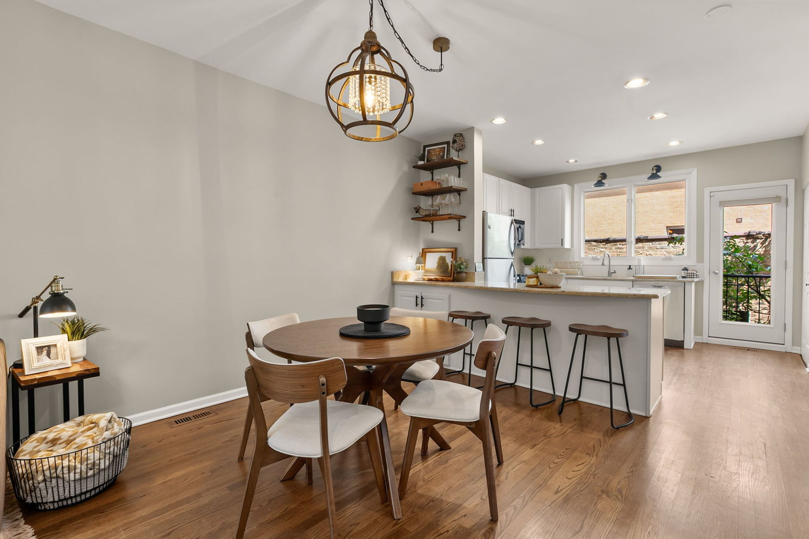2939 N Honore Street Unit: C