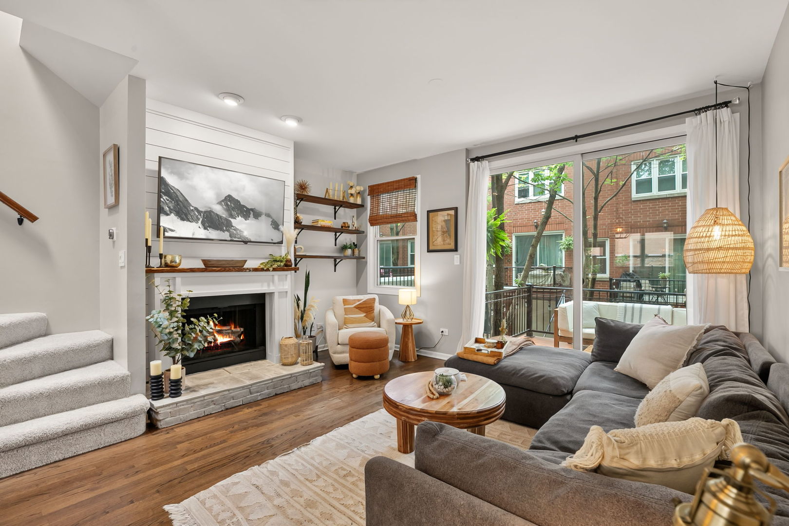 2939 N Honore Street Unit: C