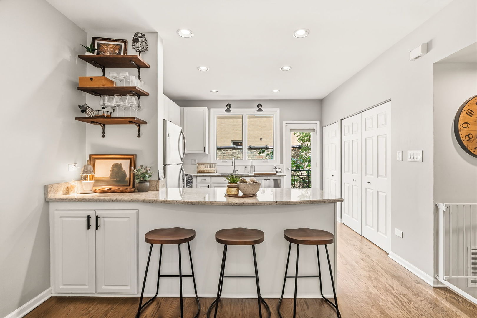 2939 N Honore Street Unit: C