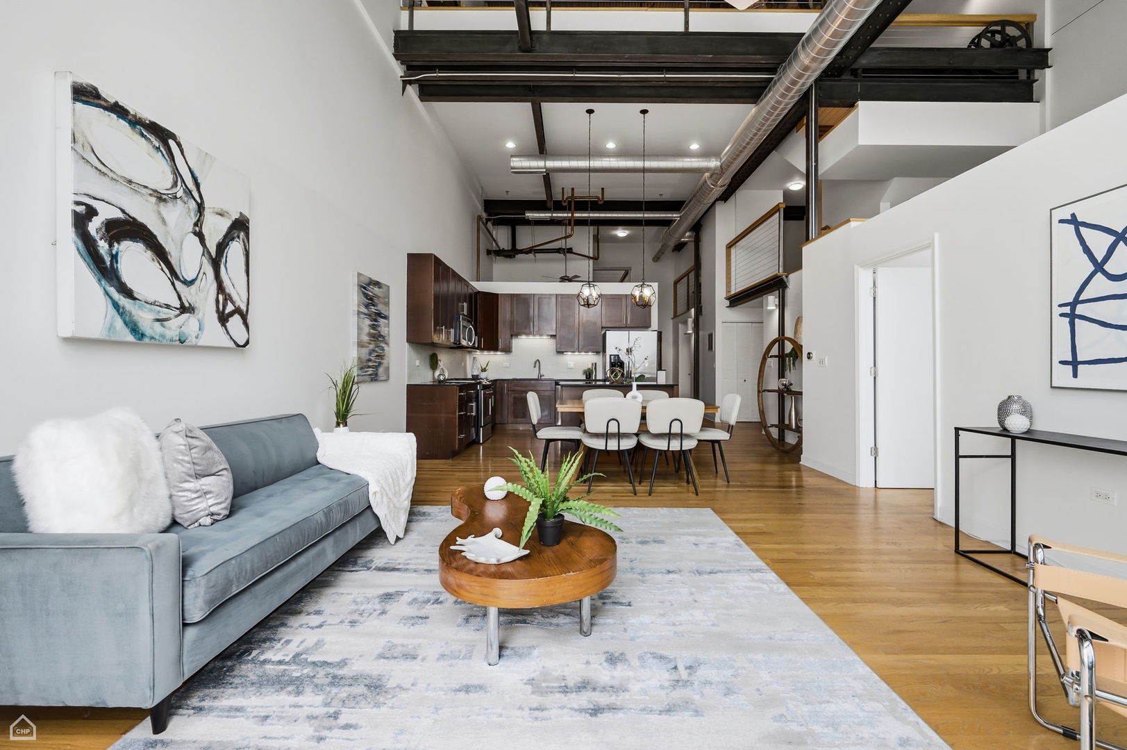 2545 S DEARBORN Street Unit: 702