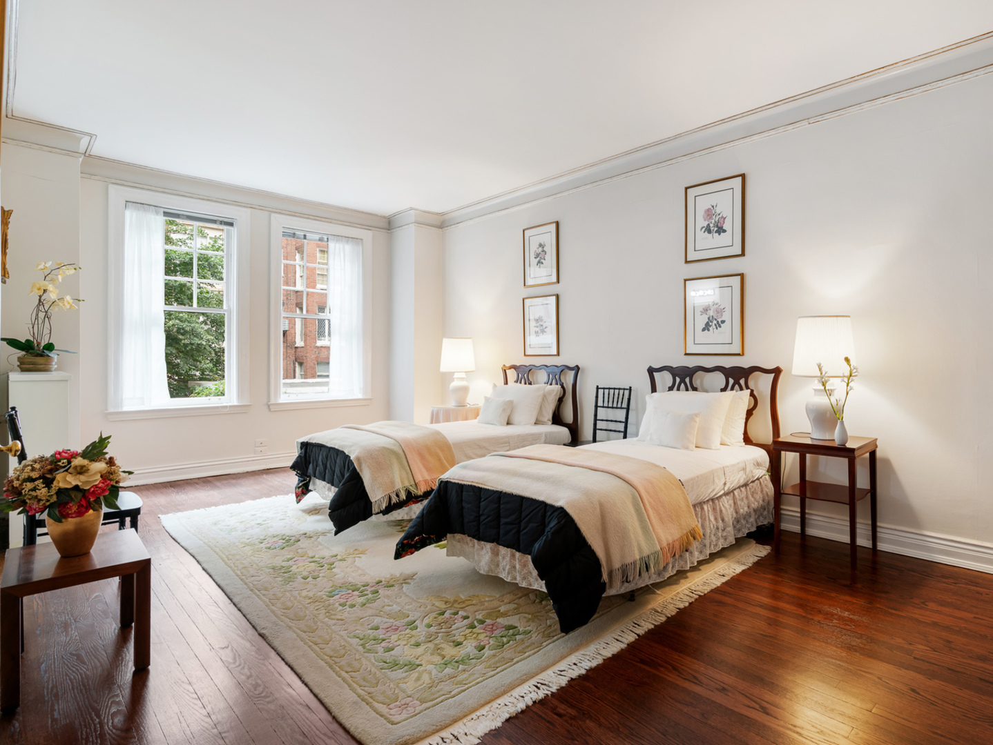232 E Walton Place Unit: 3E