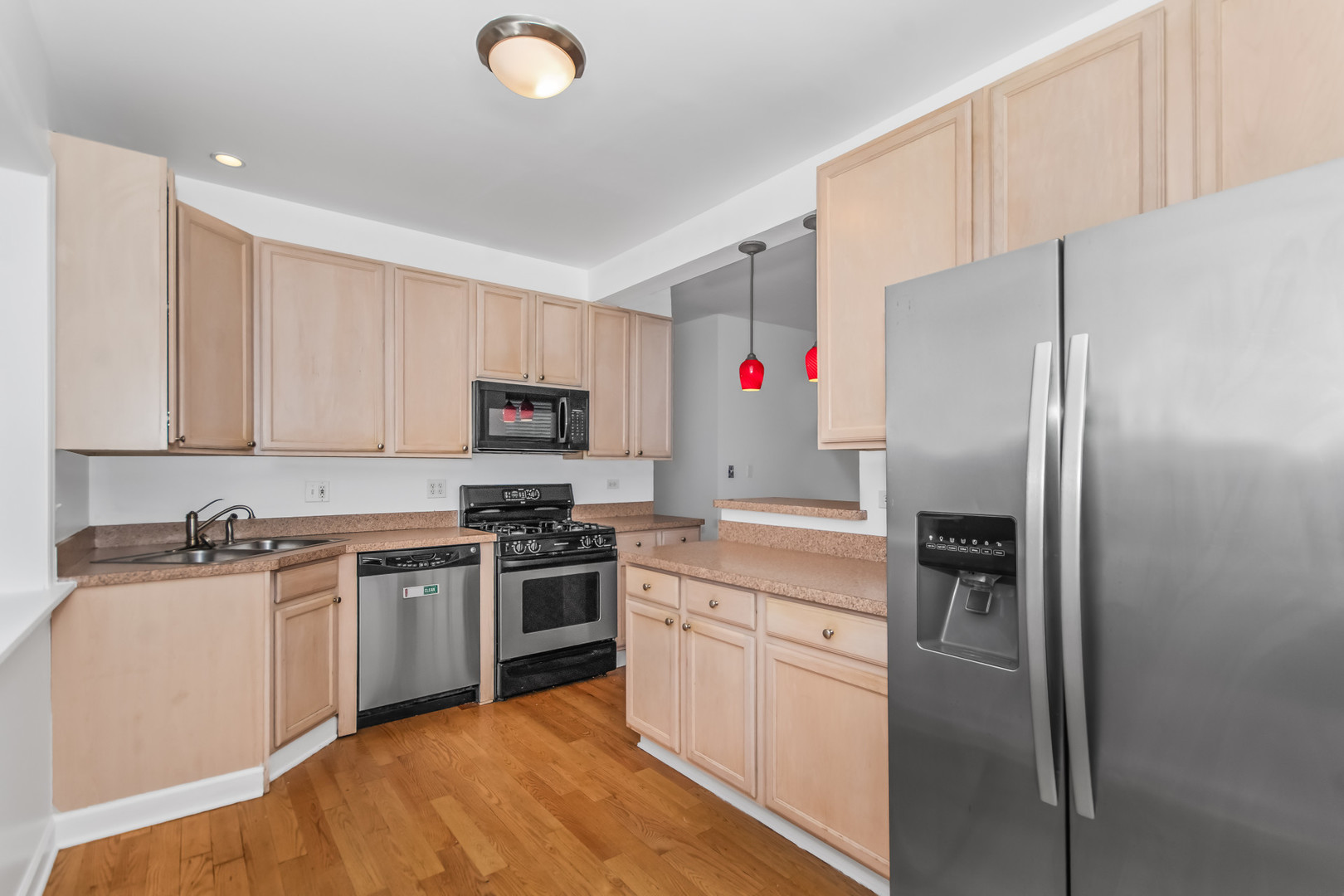 3222 W BERTEAU Avenue Unit: 1