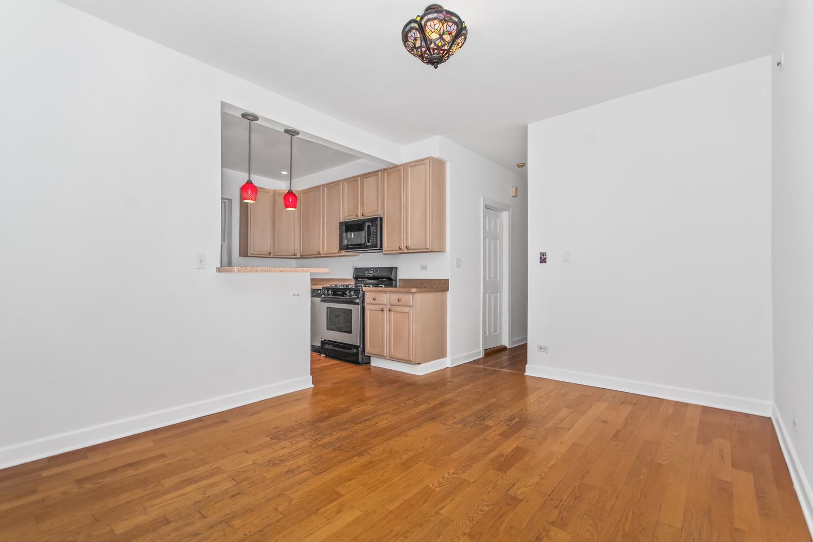 3222 W BERTEAU Avenue Unit: 1