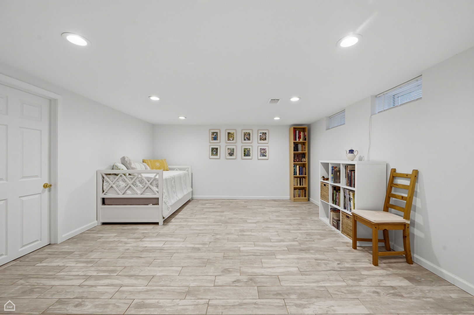 7862 W Lawrence Avenue Unit: B