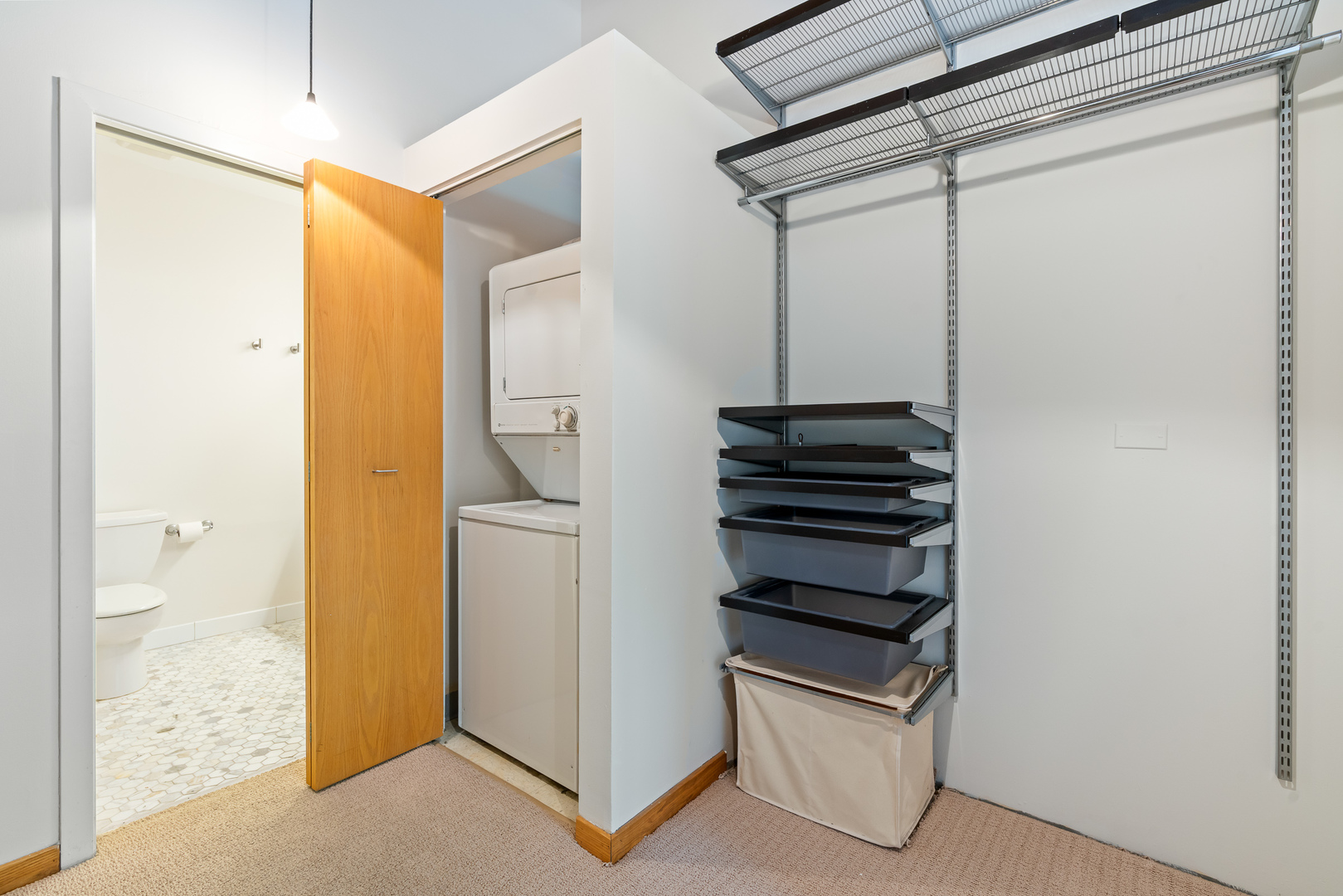 2333 W Saint Paul Avenue Unit: 129
