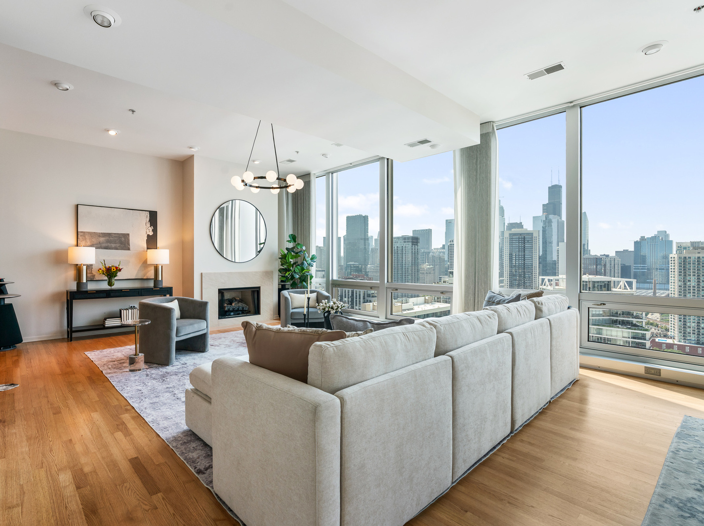 500 W Superior Street Unit: 2401