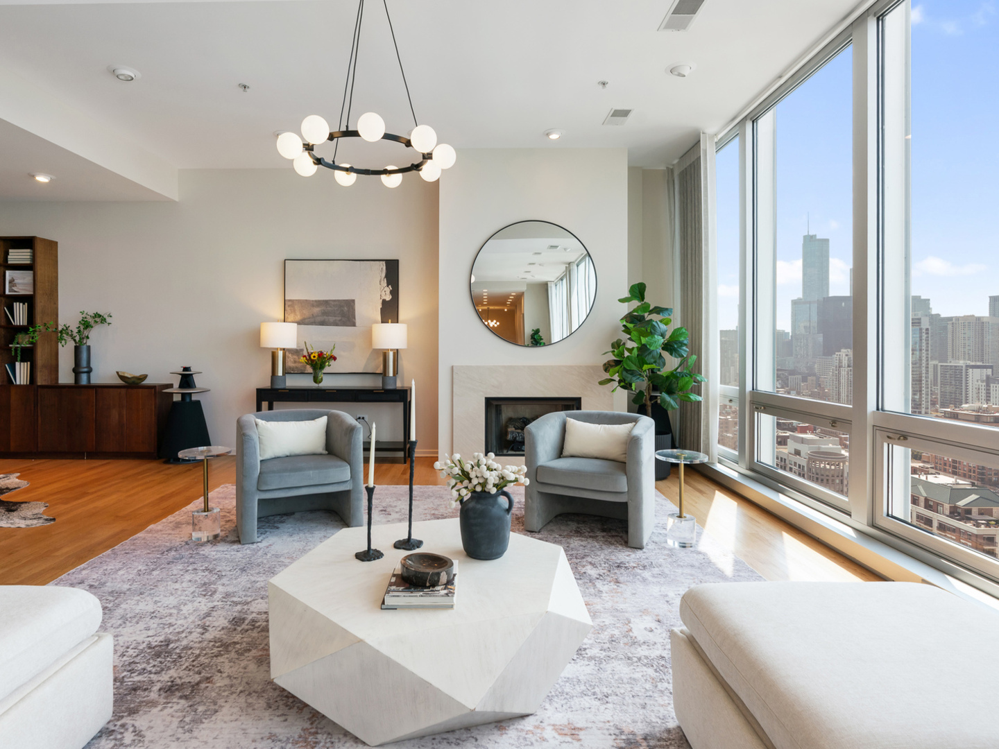 500 W Superior Street Unit: 2401