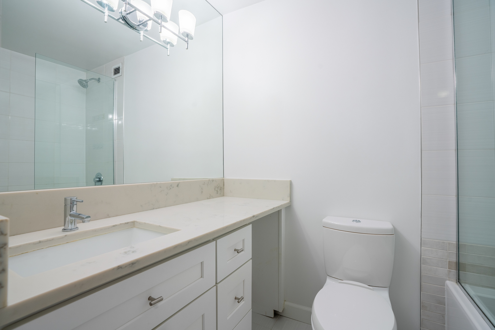 1030 N State Street Unit: 28H