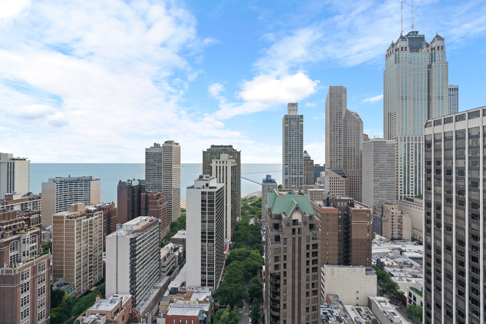 1030 N State Street Unit: 28H