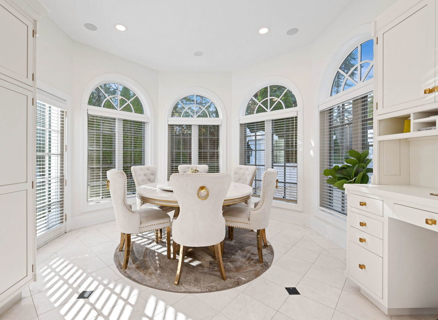 355 Flagg Court