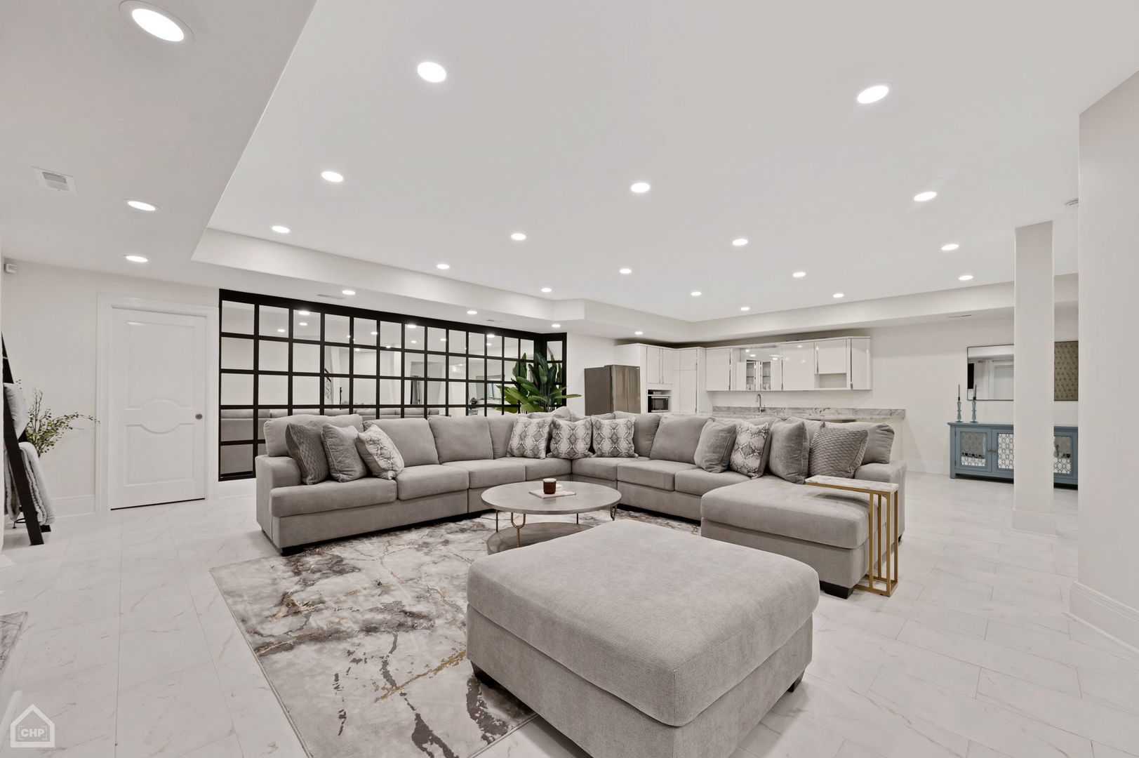 355 Flagg Court