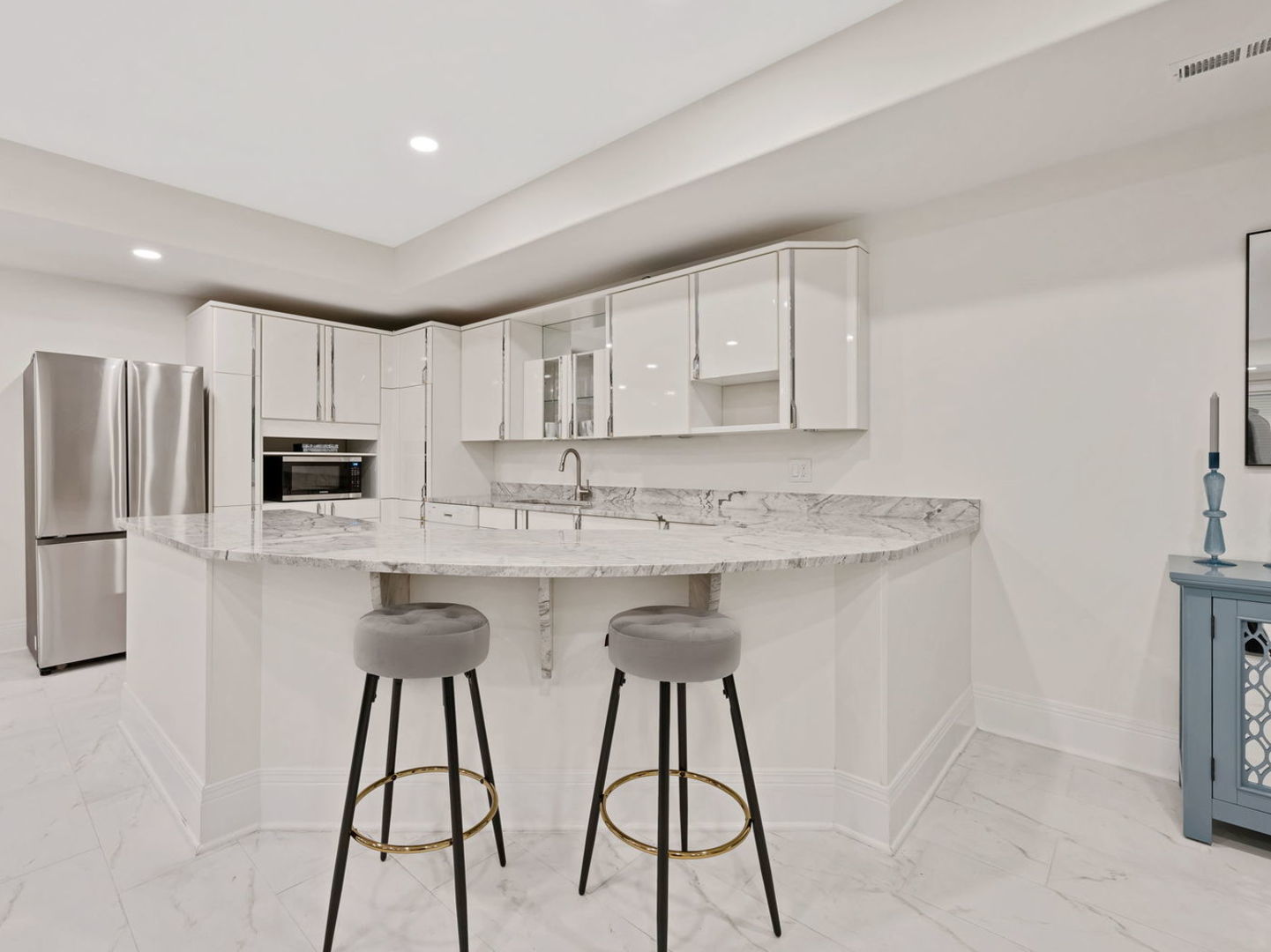 355 Flagg Court