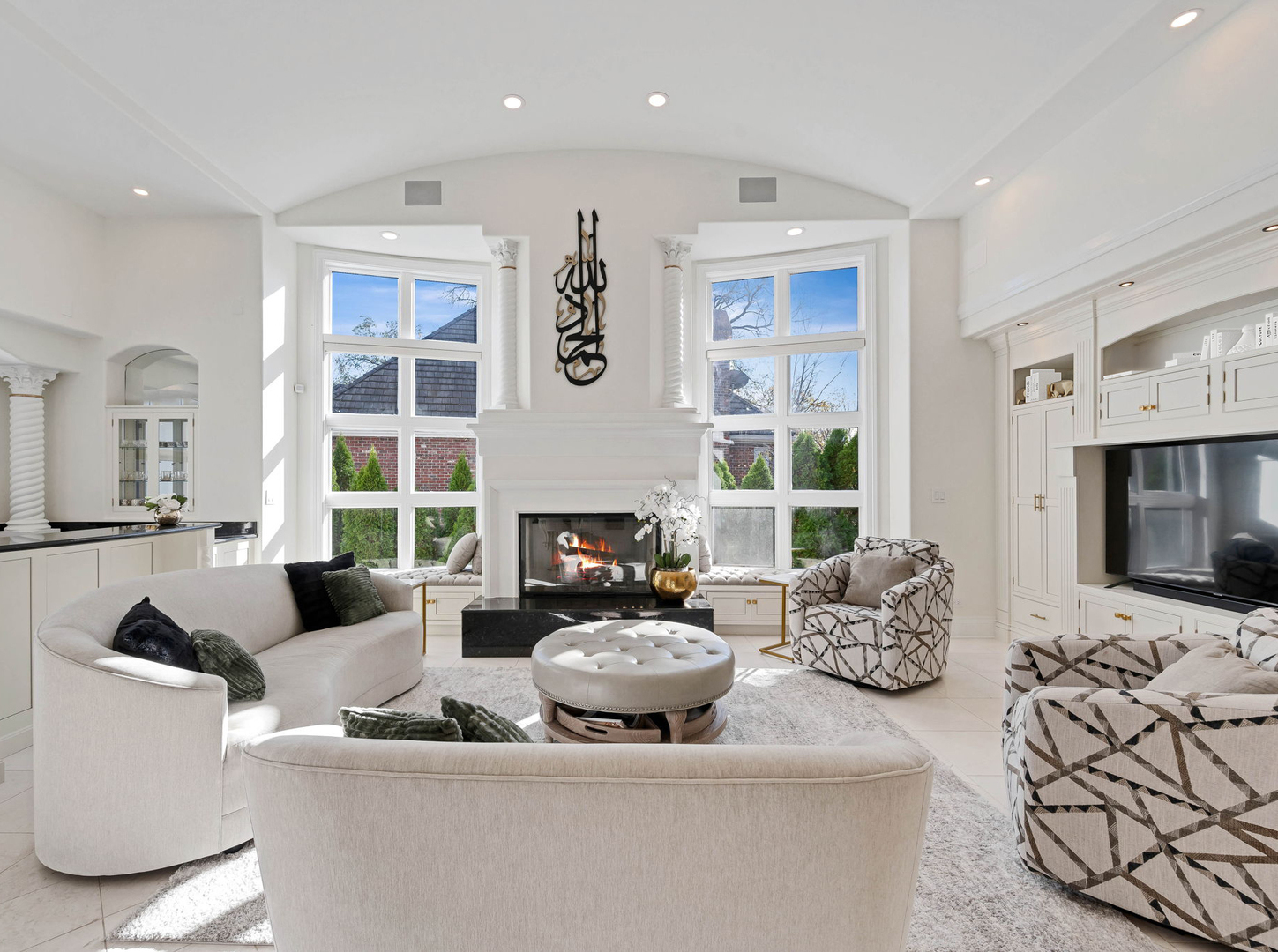 355 Flagg Court