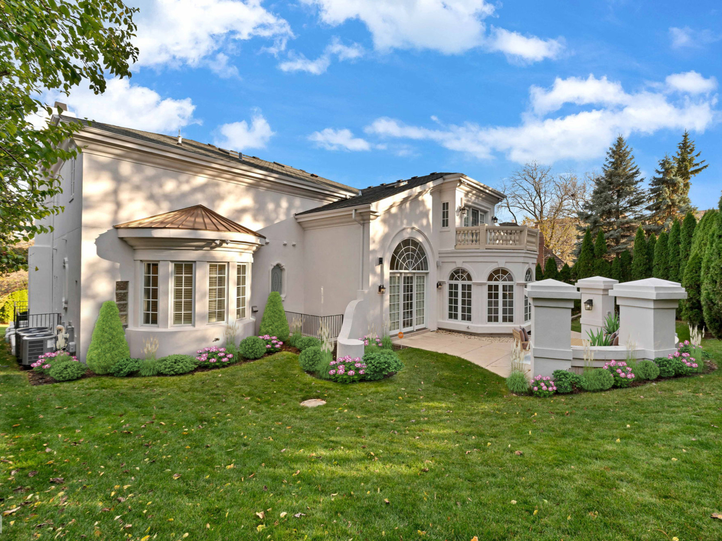 355 Flagg Court