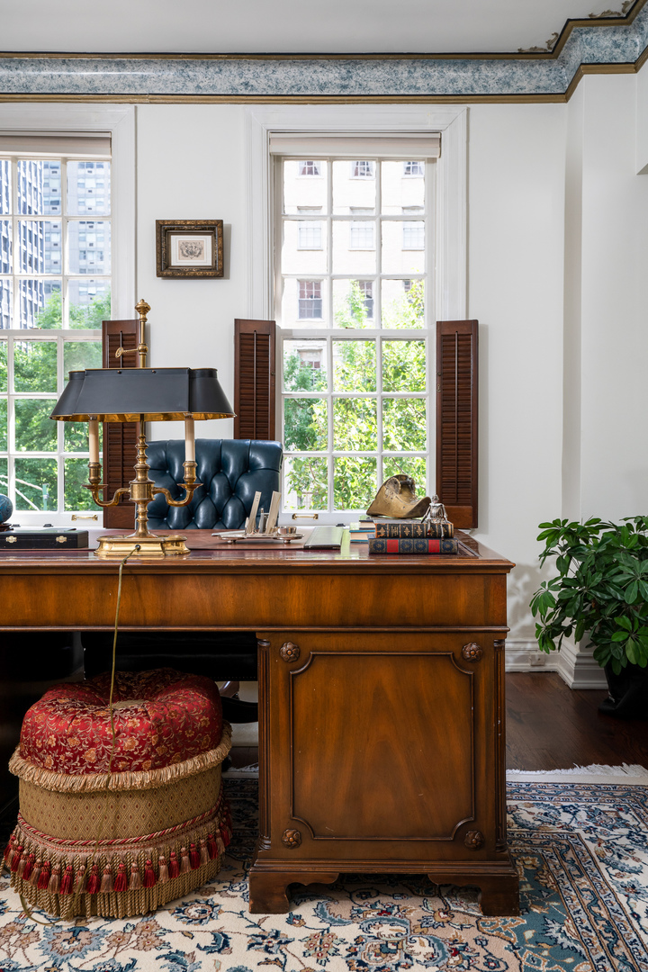 232 E Walton Place Unit: 3E