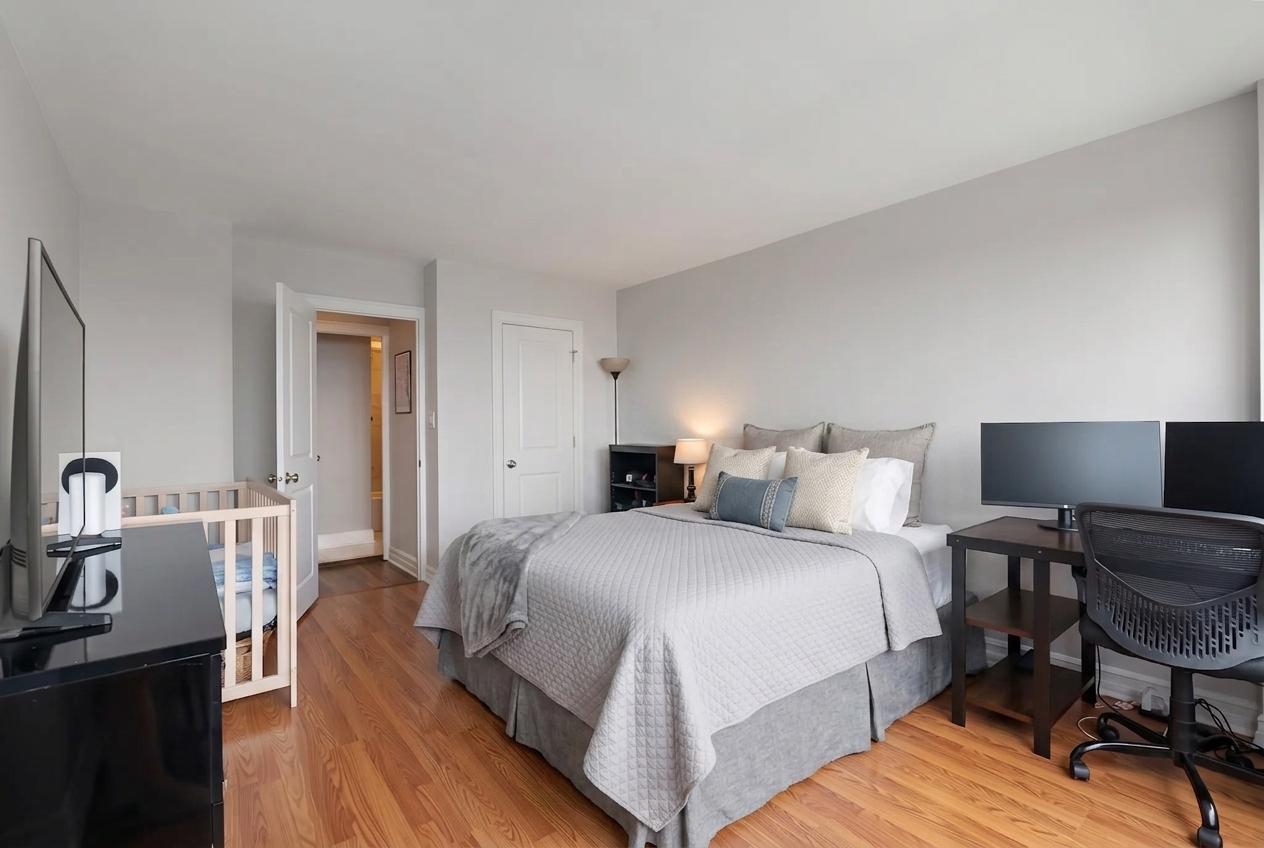 2930 N Sheridan Road Unit: 2108