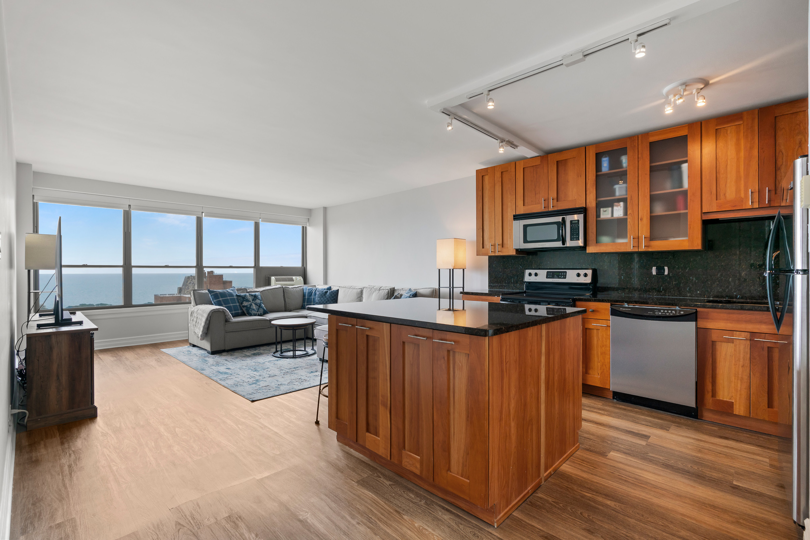 2930 N Sheridan Road Unit: 2108