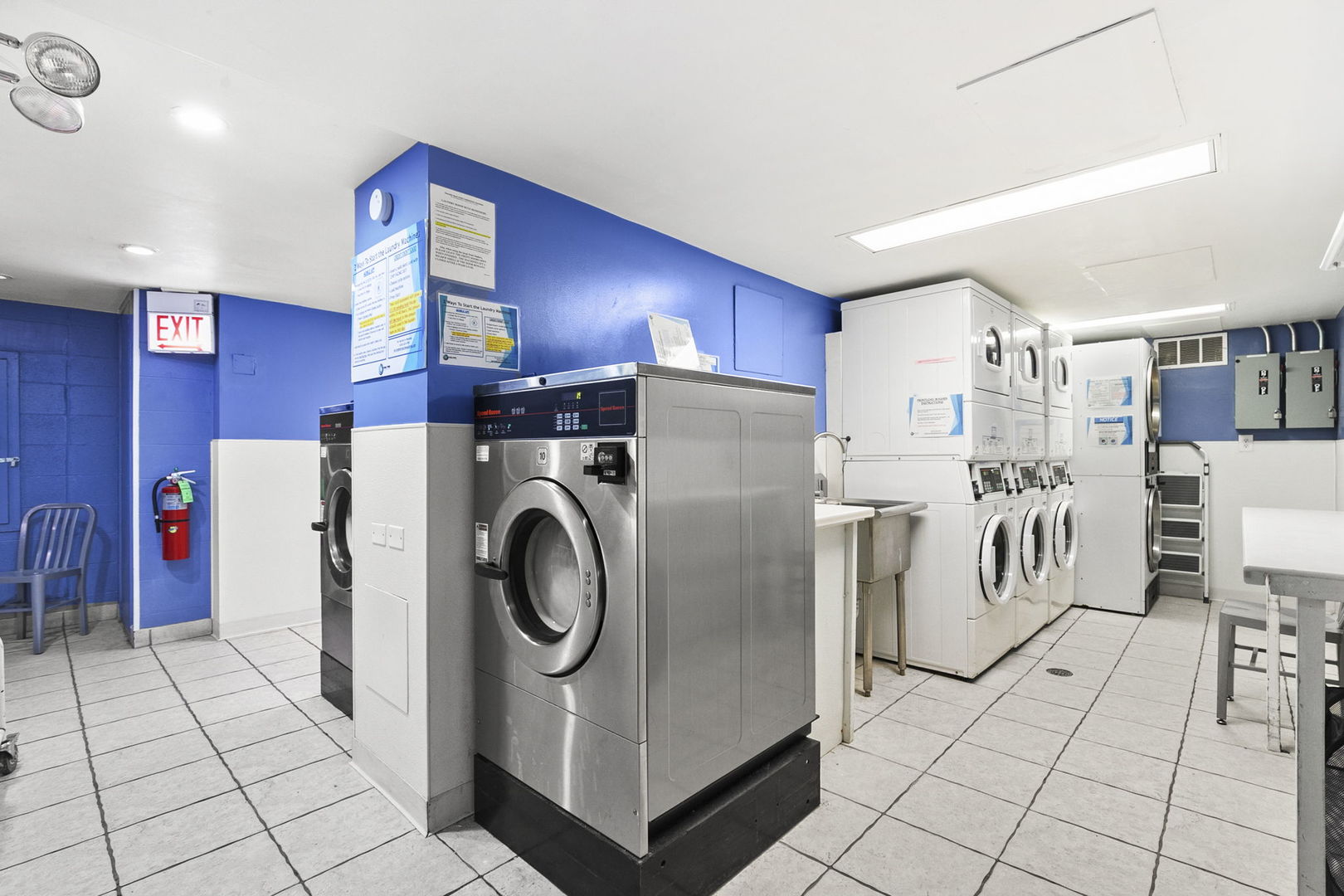 5901 N Sheridan Road Unit: 13F