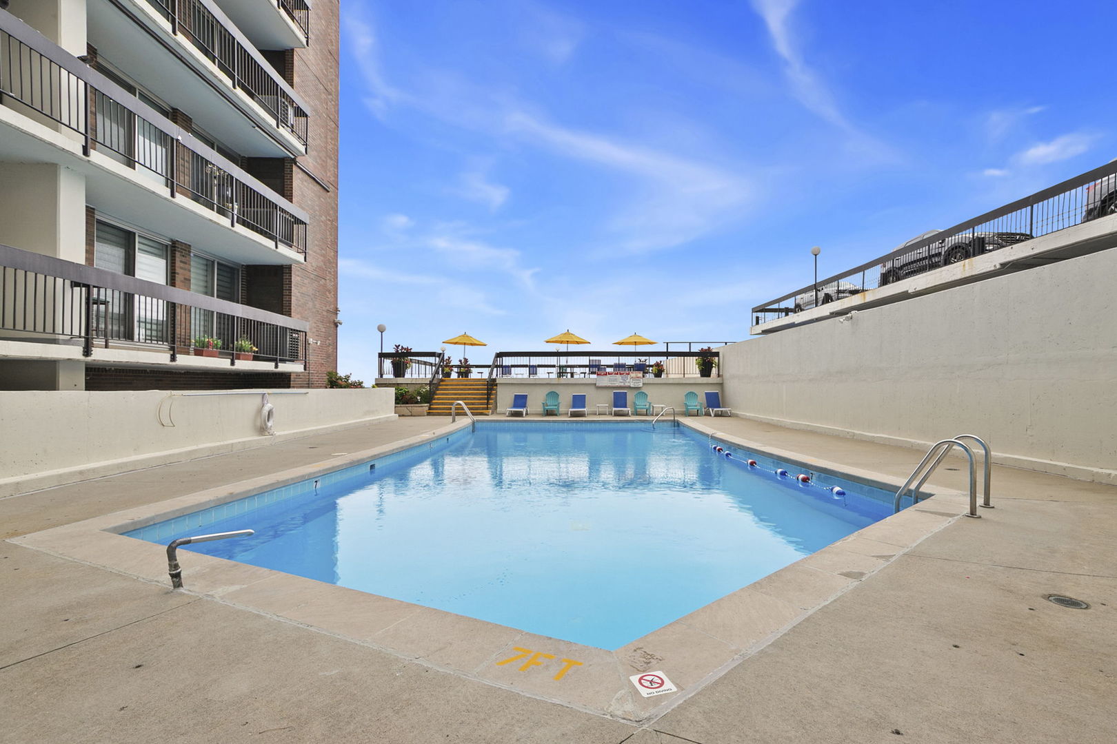 5901 N Sheridan Road Unit: 13F
