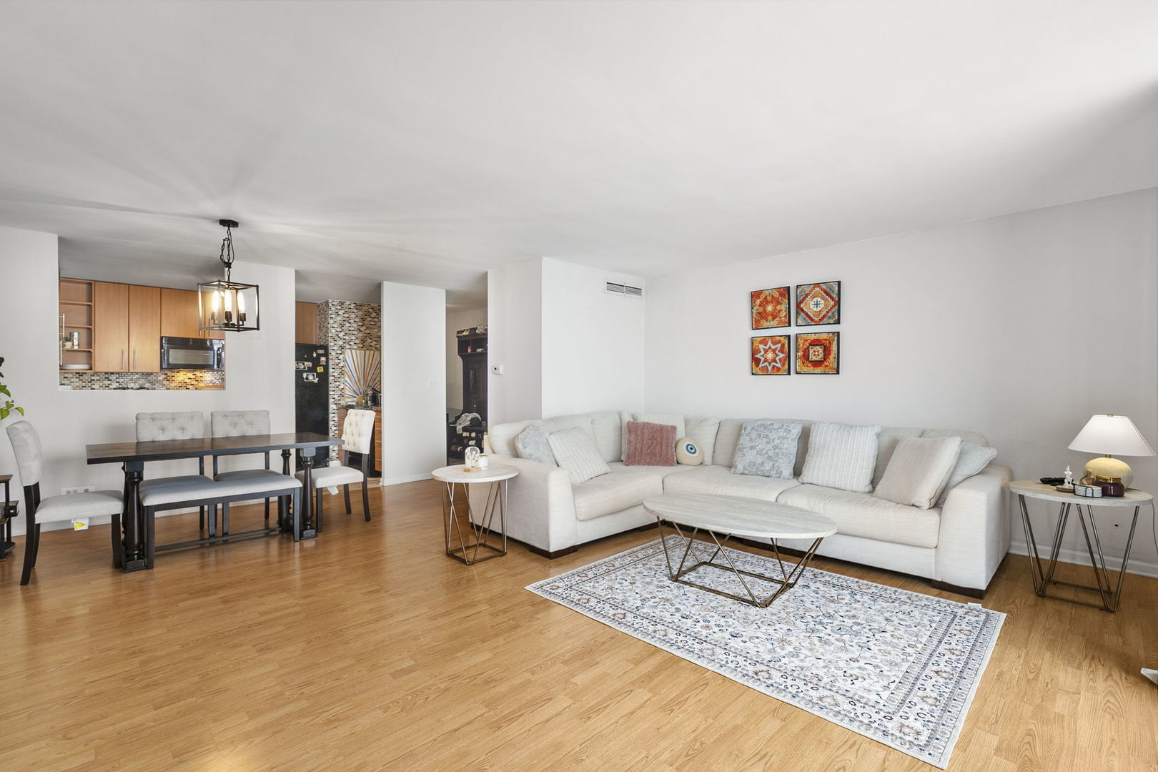 5901 N Sheridan Road Unit: 13F