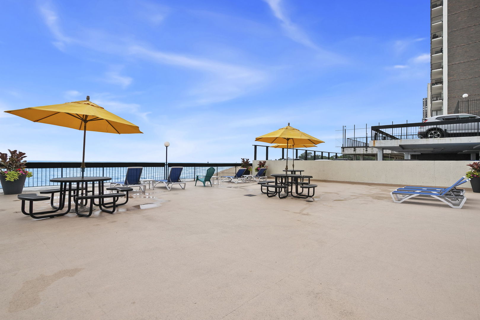 5901 N Sheridan Road Unit: 13F