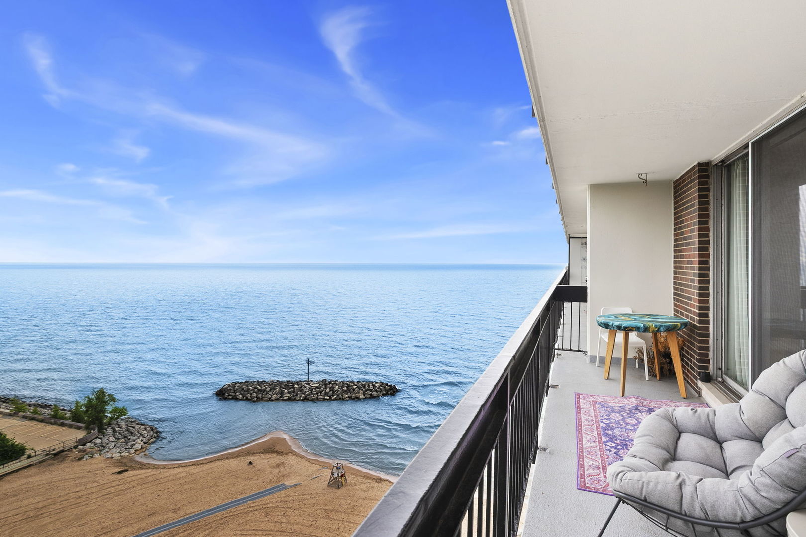 5901 N Sheridan Road Unit: 13F