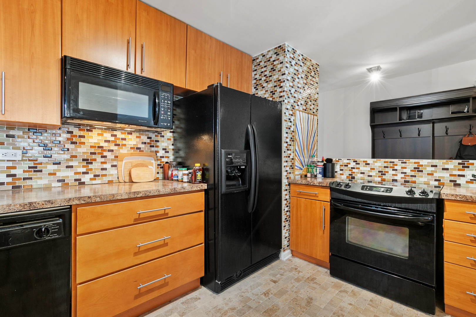 5901 N Sheridan Road Unit: 13F