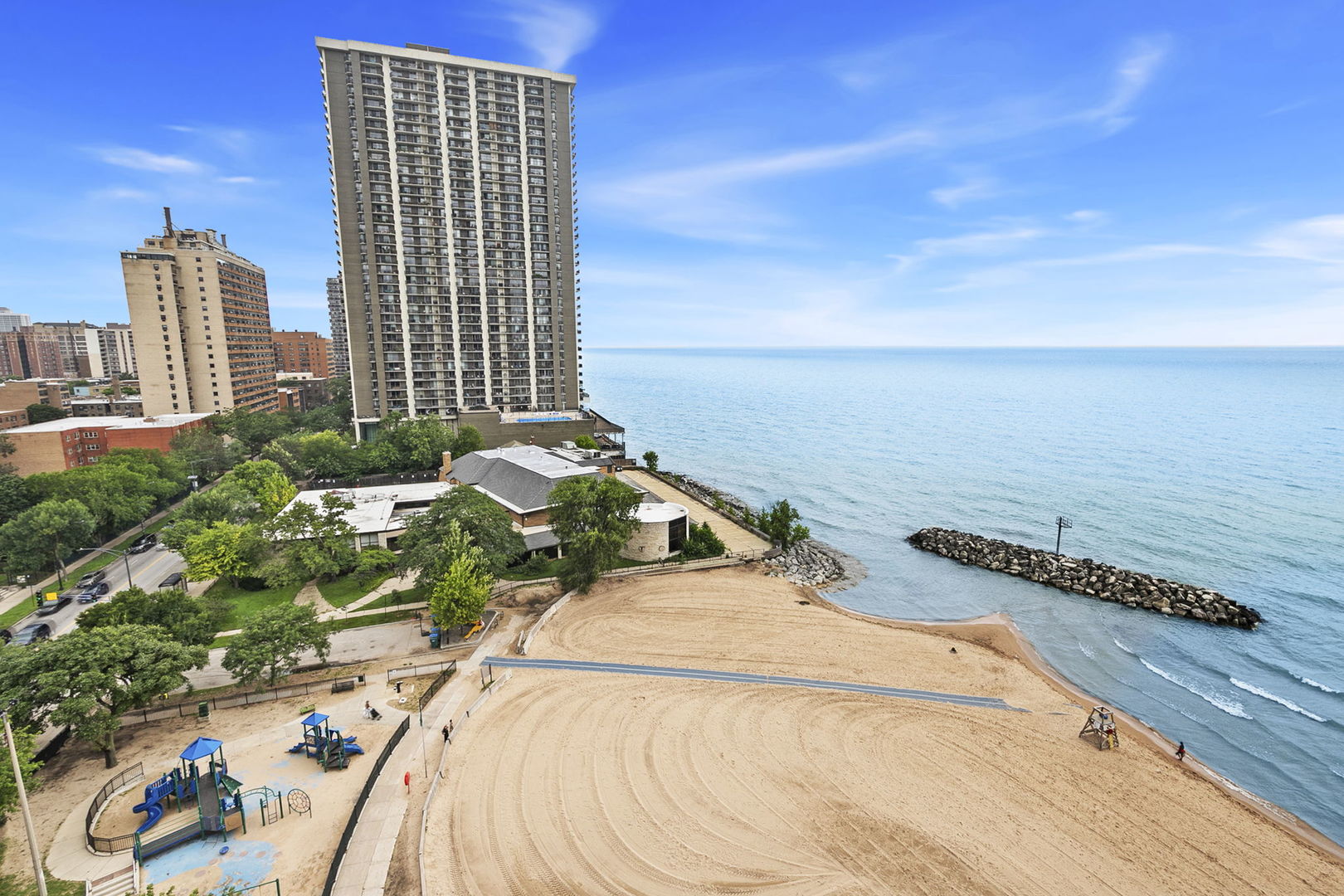 5901 N Sheridan Road Unit: 13F