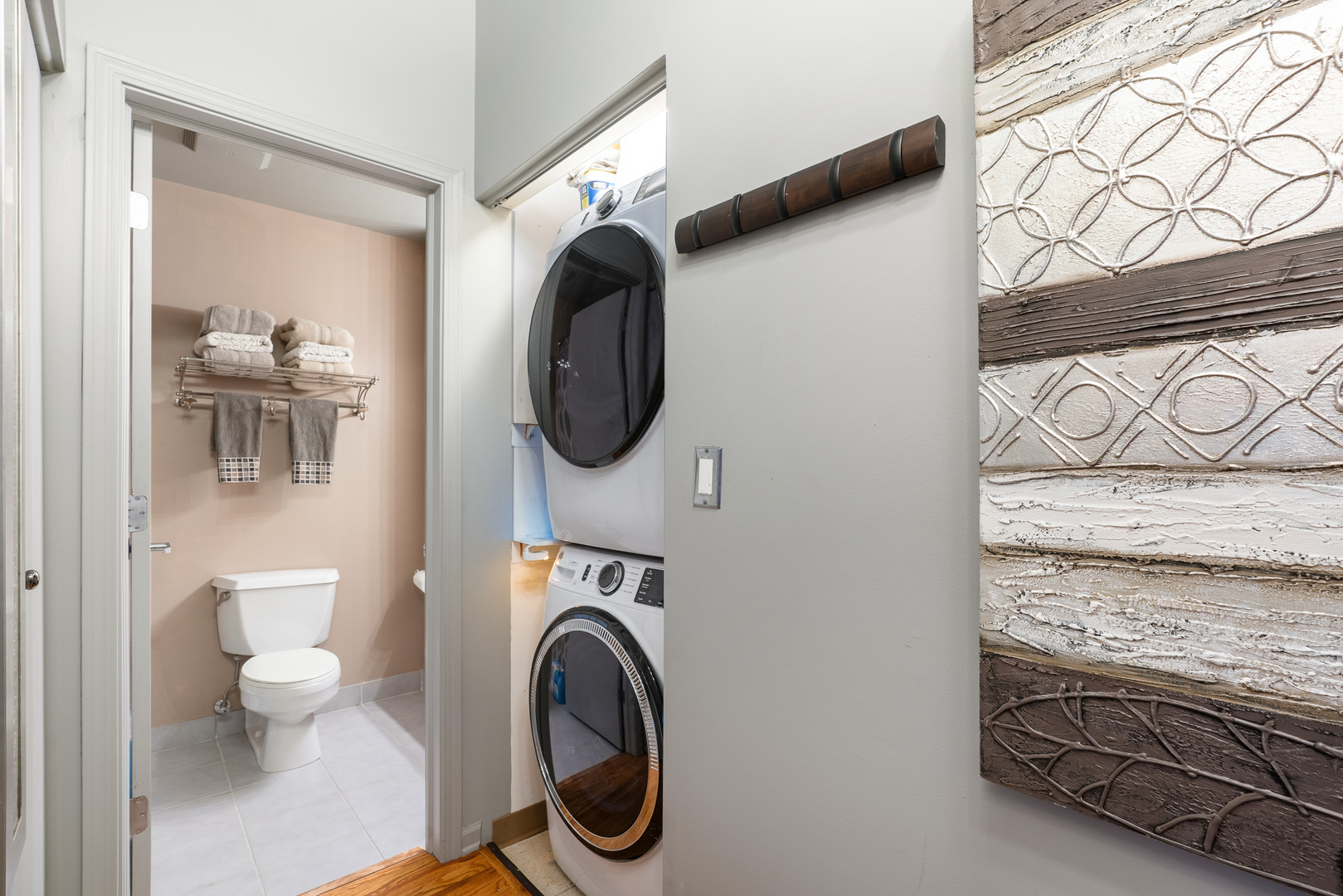 758 N Larrabee Street Unit: 418