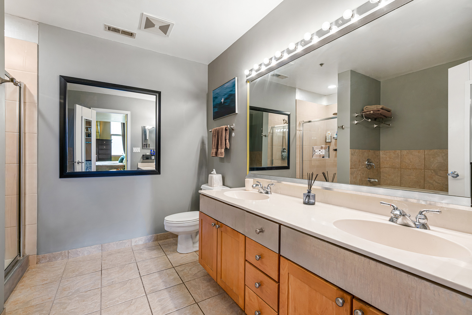 758 N Larrabee Street Unit: 418