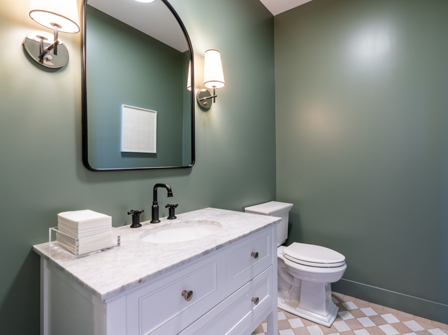 2370 N ELSTON Court Unit: Office
