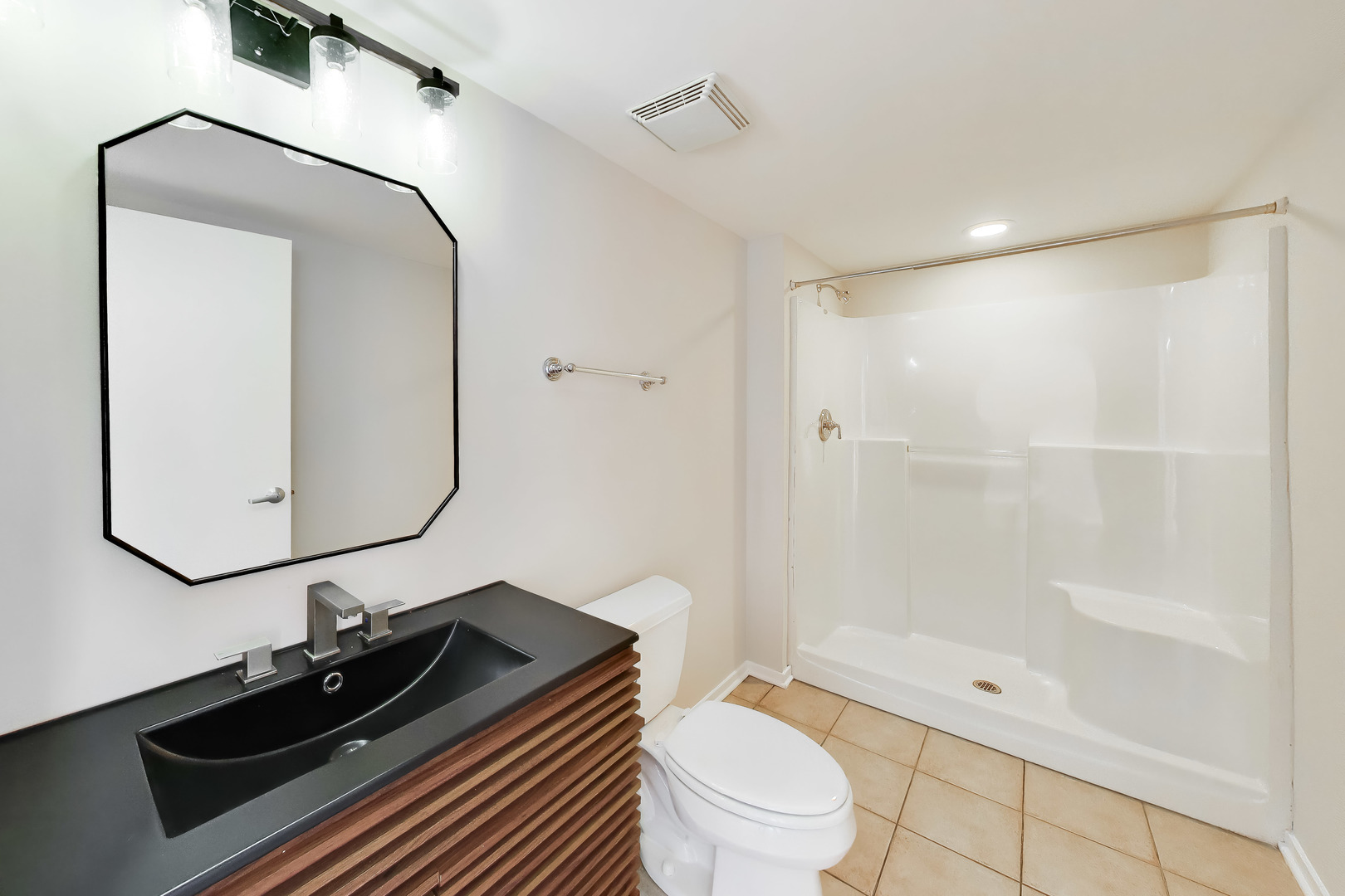 1631 S MICHIGAN Avenue Unit: 506