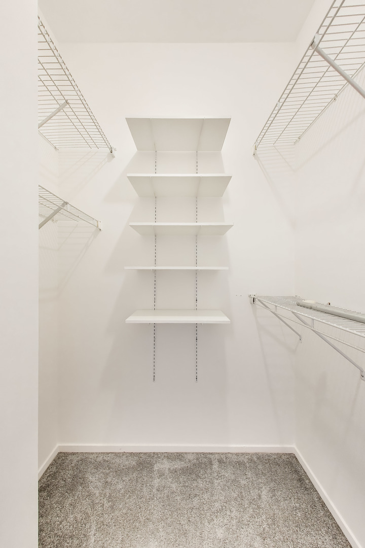1631 S MICHIGAN Avenue Unit: 506