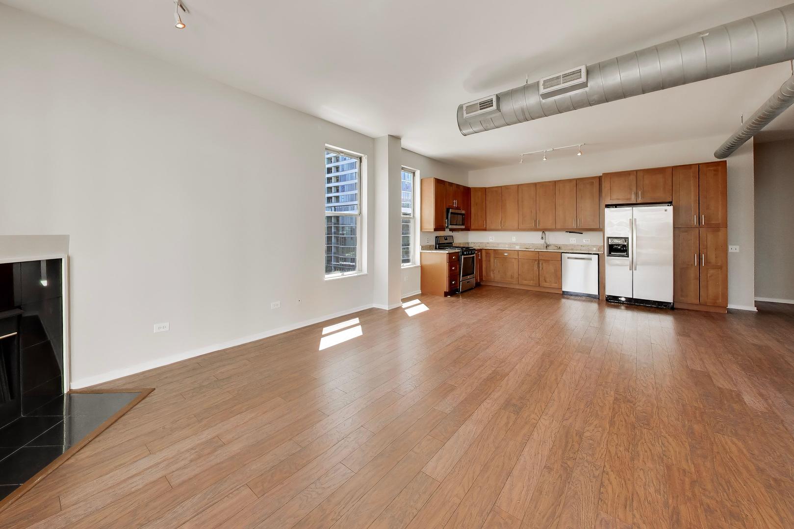 1631 S MICHIGAN Avenue Unit: 506