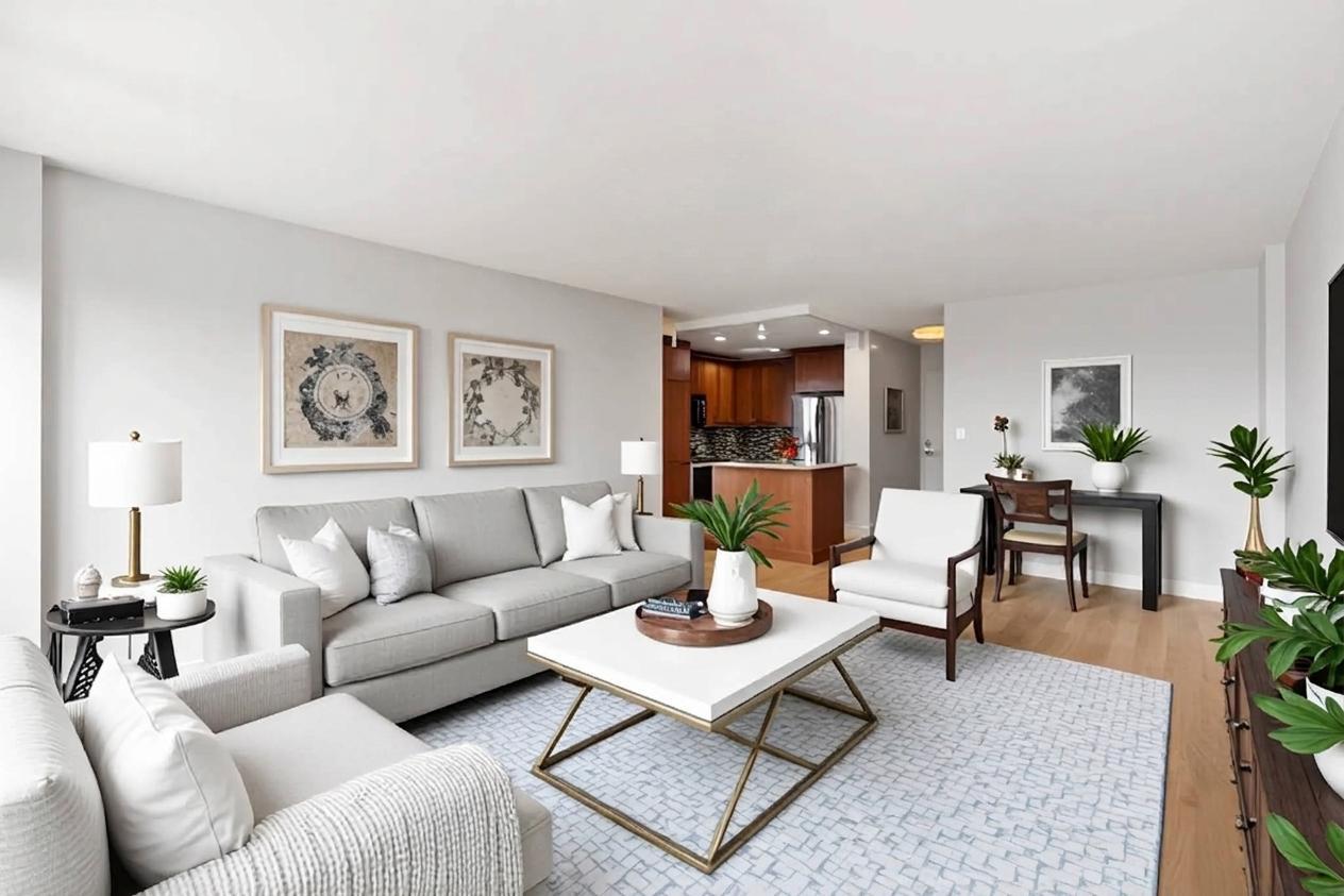 2930 N Sheridan Road Unit: 1605
