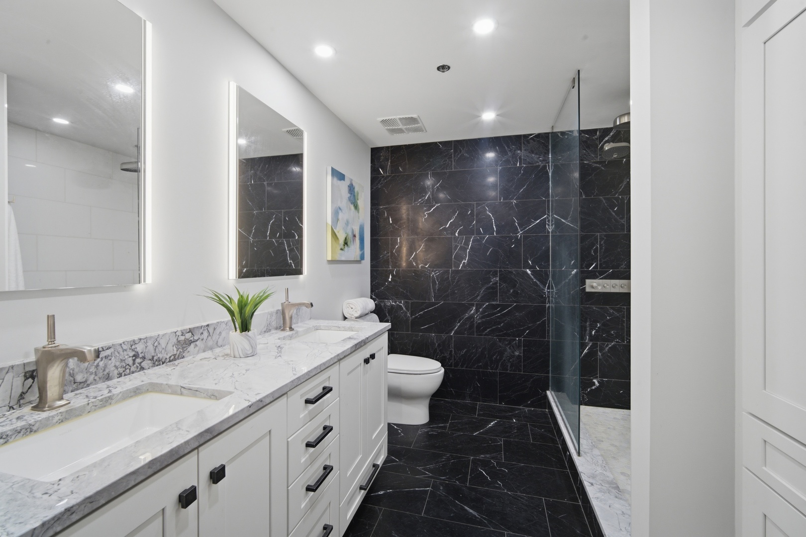 901 W Madison Street Unit: 919