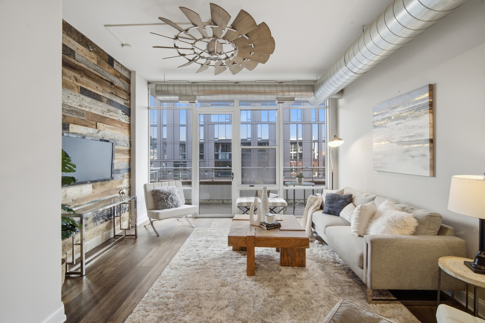 901 W Madison Street Unit: 919
