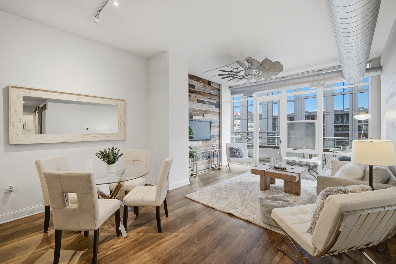 901 W Madison Street Unit: 919