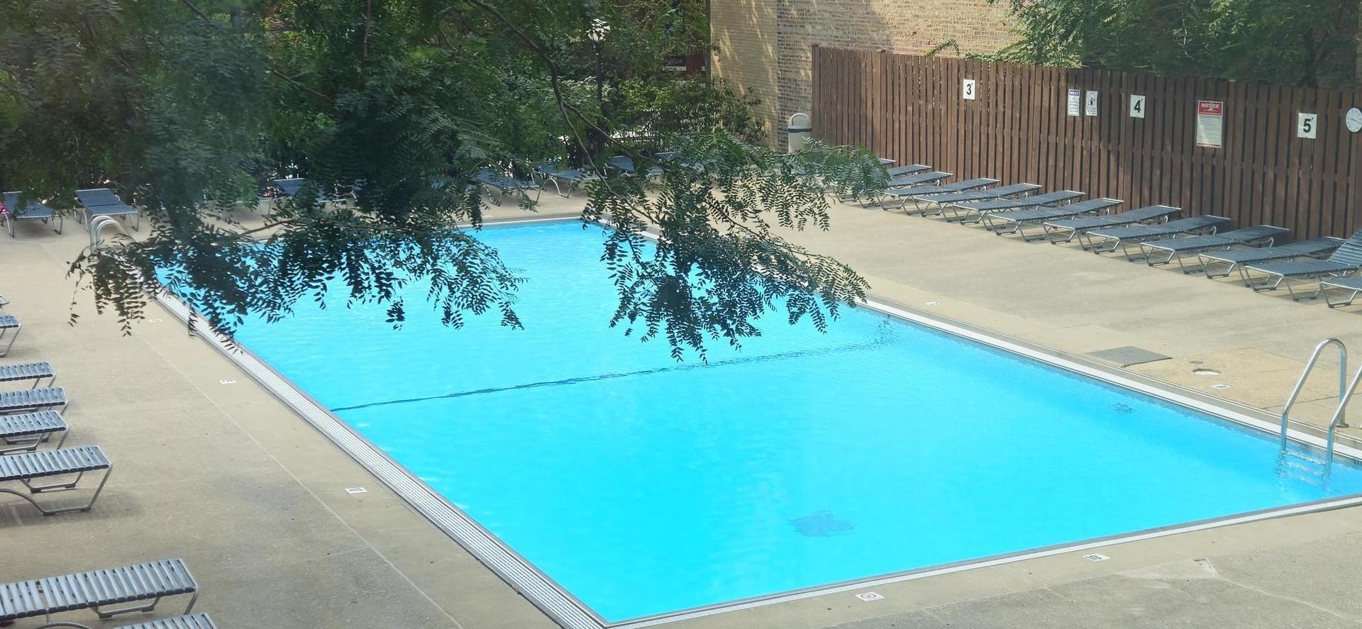 2020 N Lincoln Park West N Unit: 20D