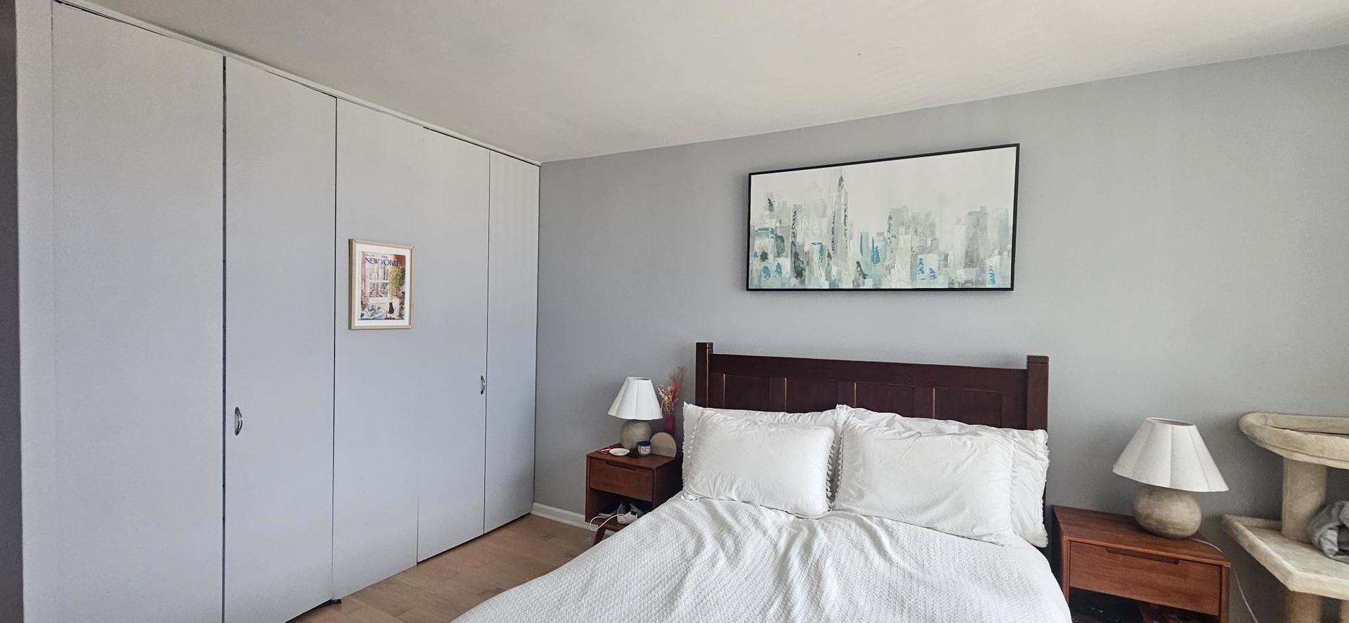 2020 N Lincoln Park West N Unit: 20D