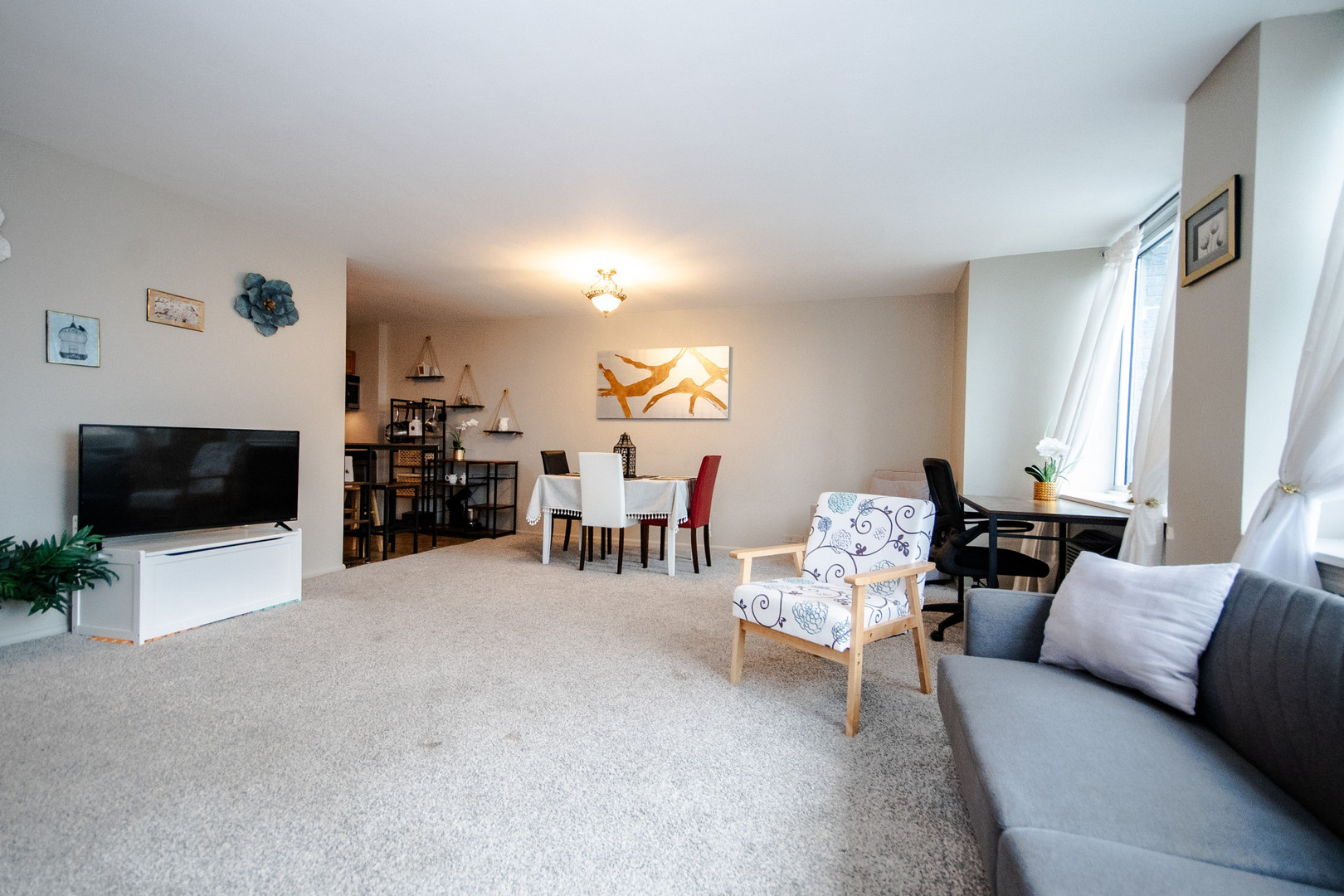 4250 N Marine Drive Unit: 1010
