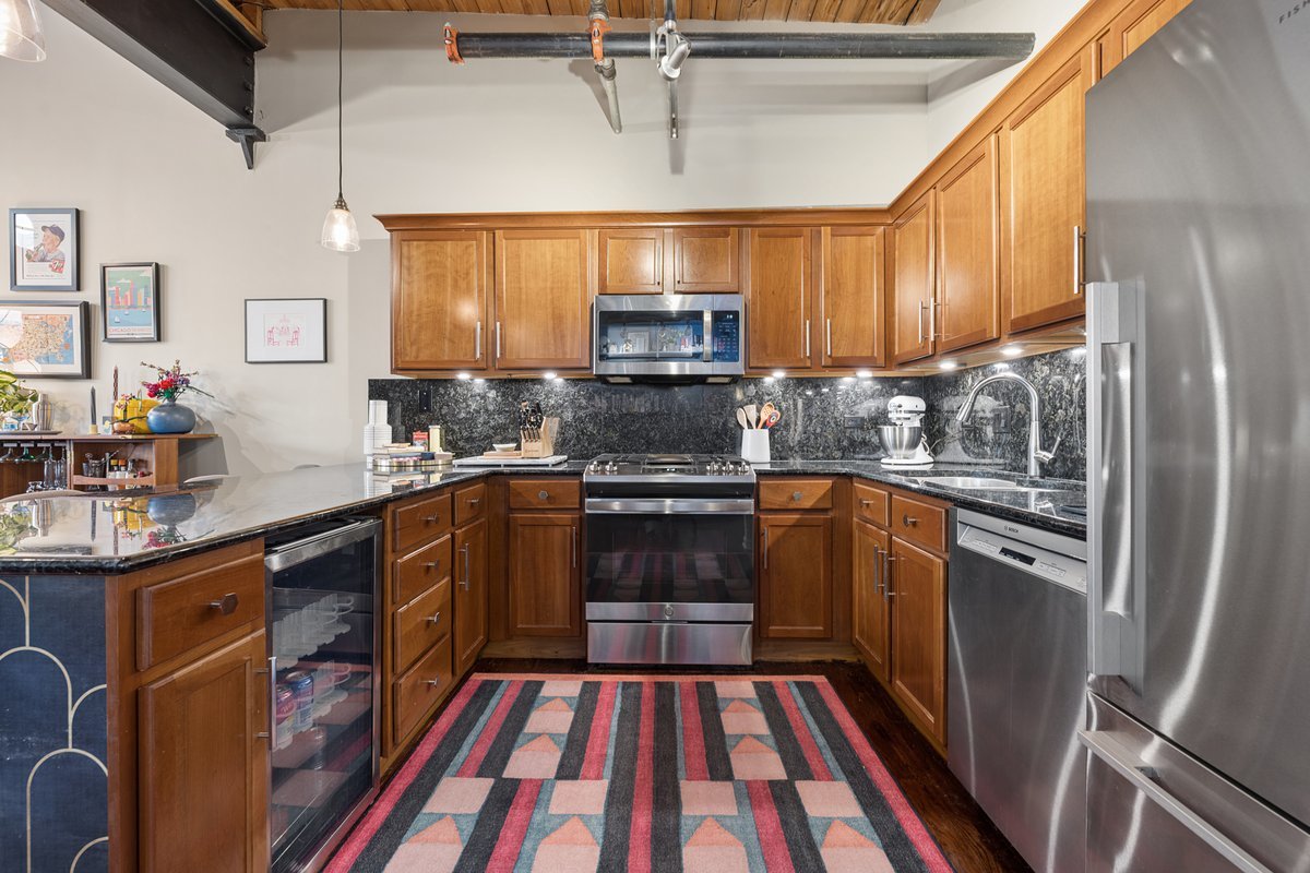22 N MORGAN Street Unit: 204