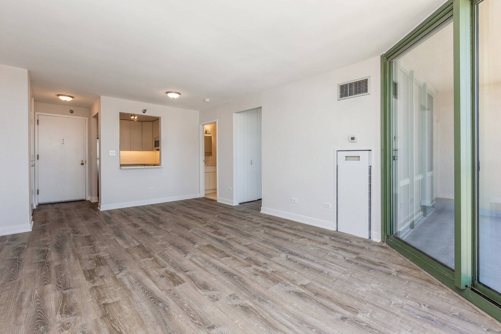 111 W Maple Street Unit: 3311