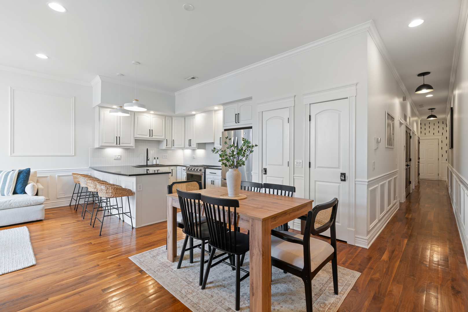 2507 N Halsted Street Unit: 4