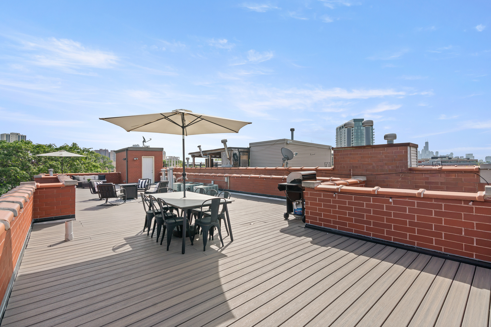 2507 N Halsted Street Unit: 4