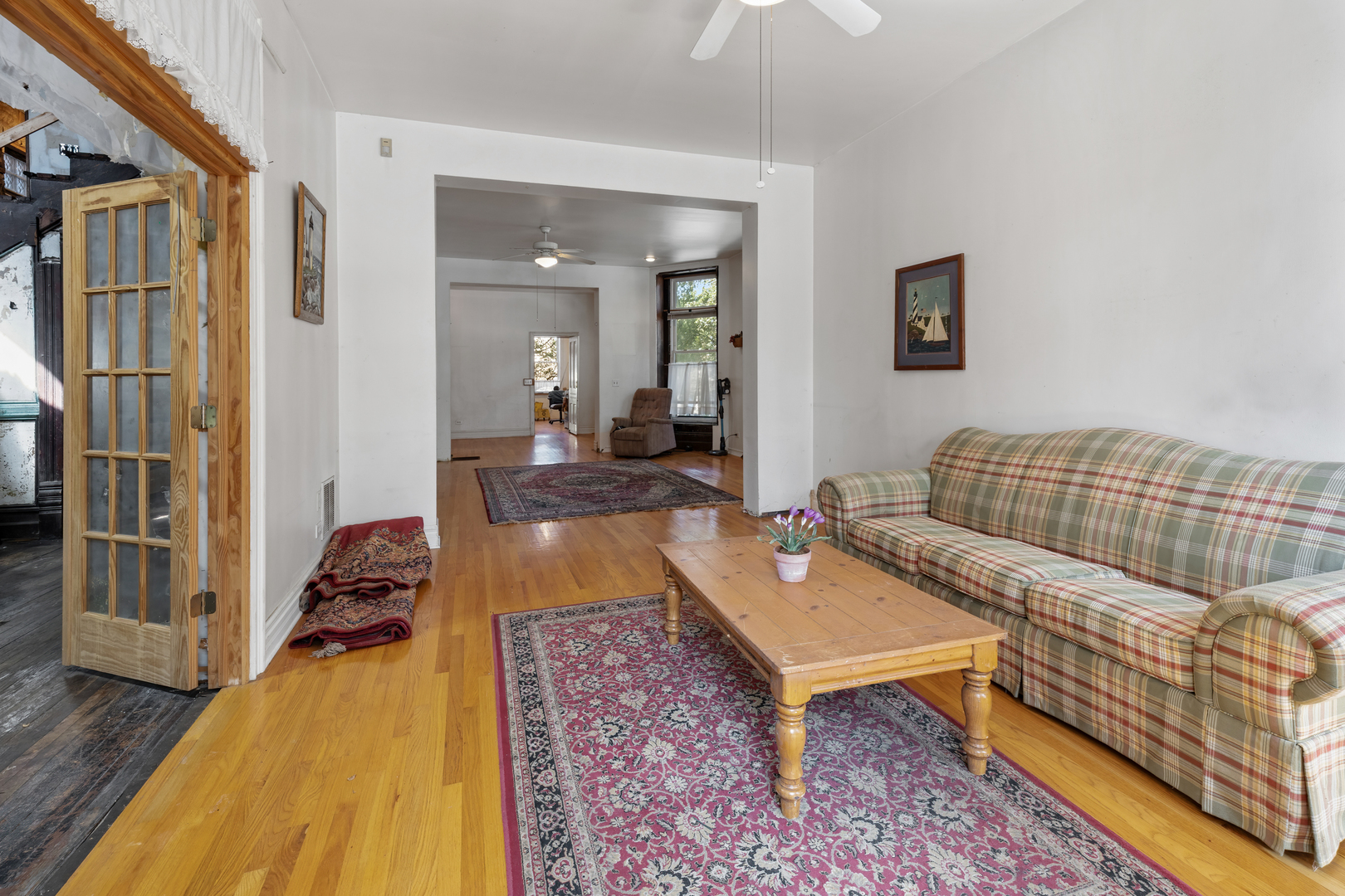 2050 W Monroe Street