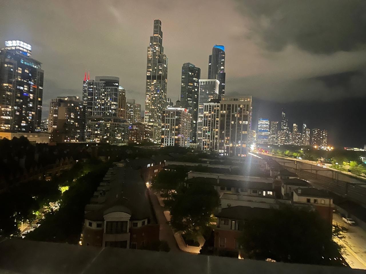1515 S Prairie Avenue Unit: 914