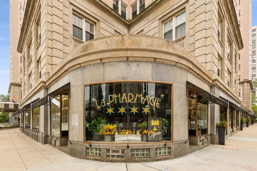 5555 N Sheridan Road Unit: 515