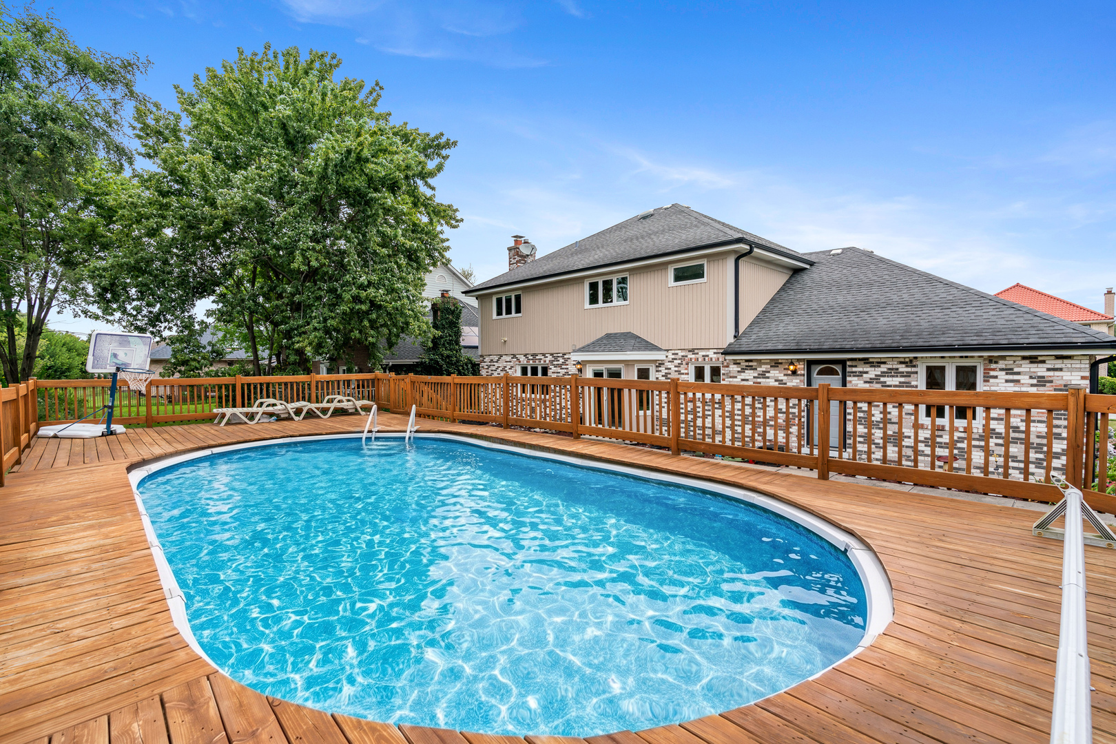 15020 Landings Lane