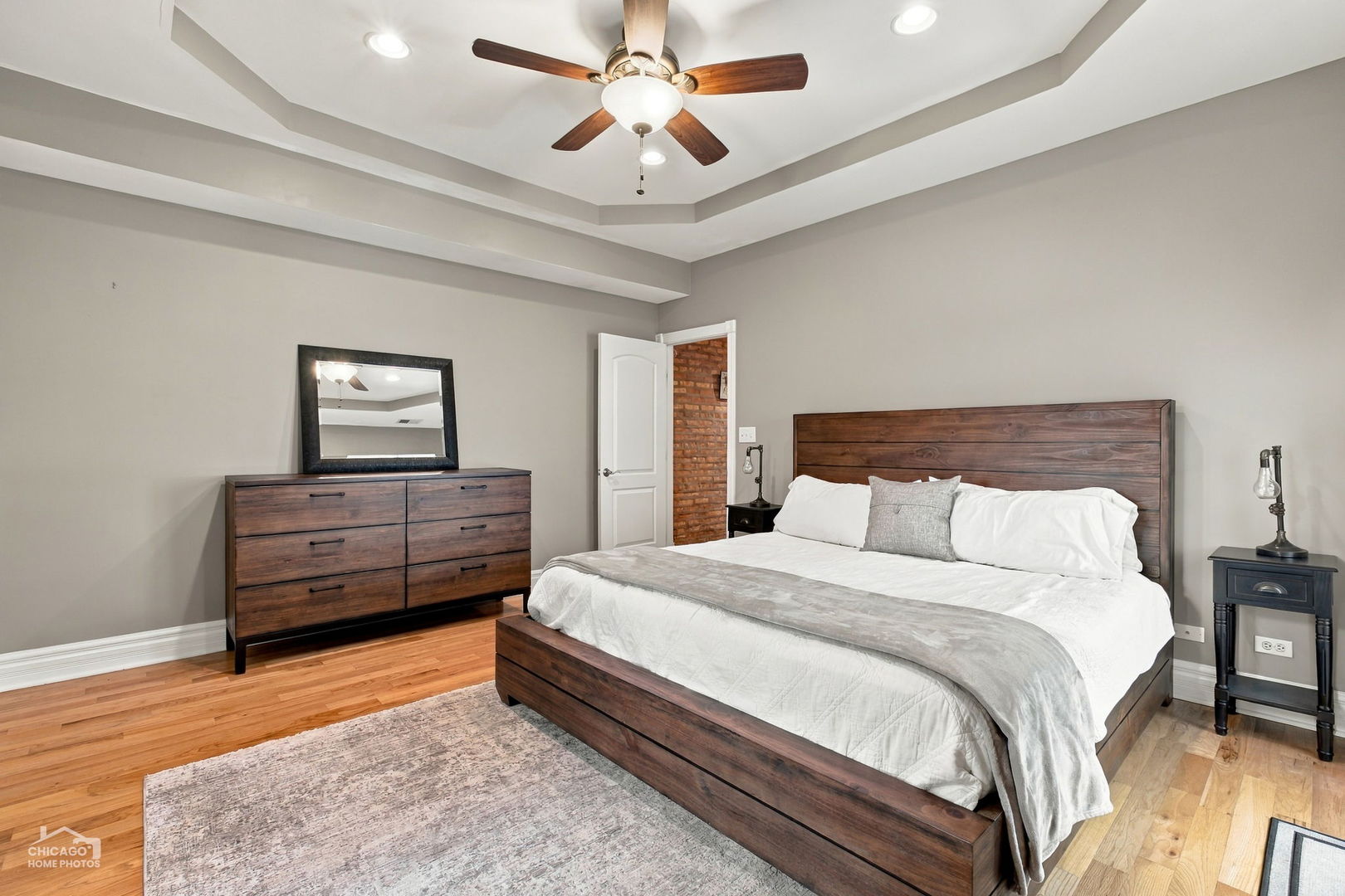 746 W Cornelia Avenue Unit: 3W
